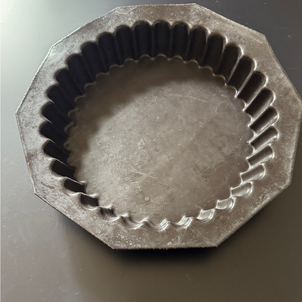 Flexipan Black Fluted Tart Pan